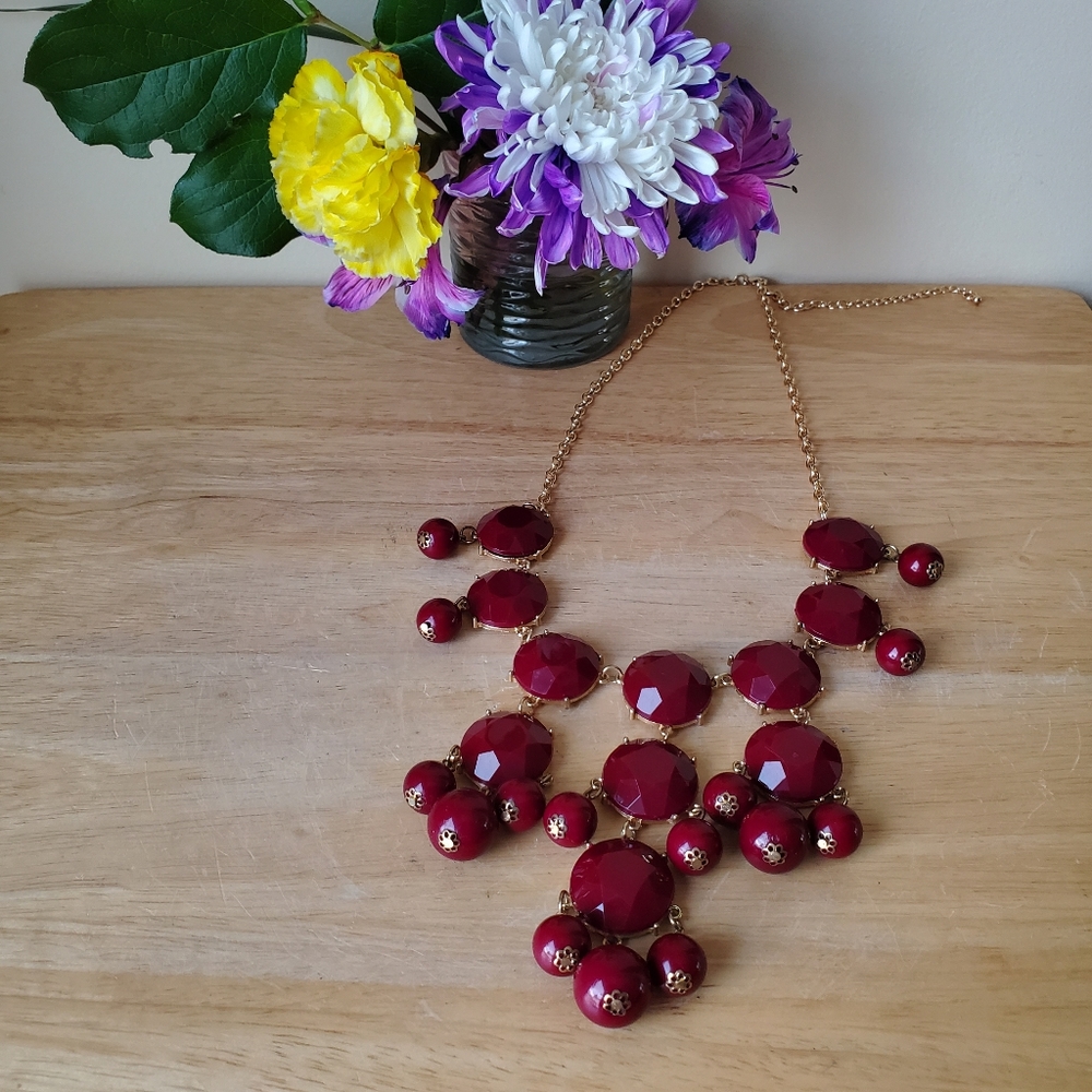 Statement Necklace - Picture 15 of 16